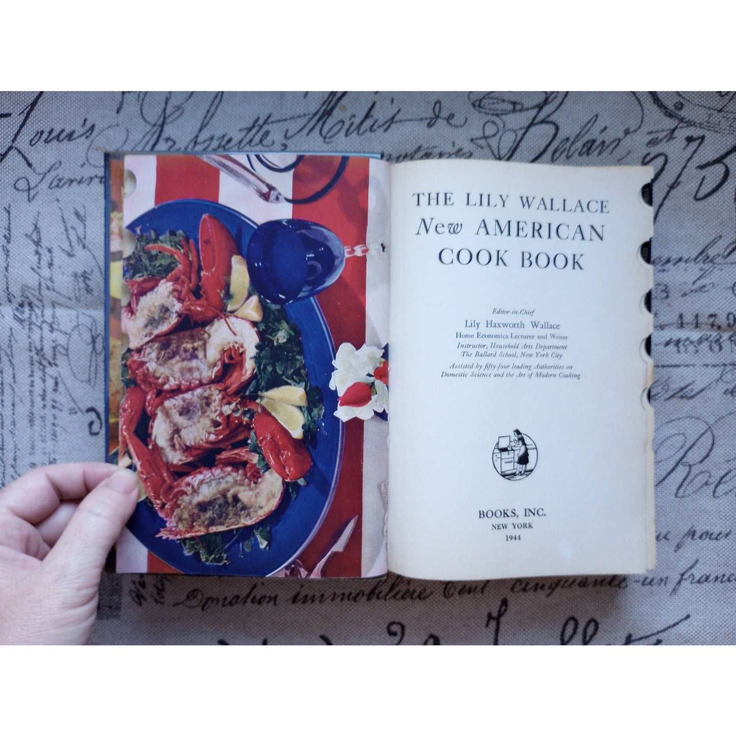 Vintage Cookbook 1944 Lily Wallace New American Cook Book Illustrated Recipes