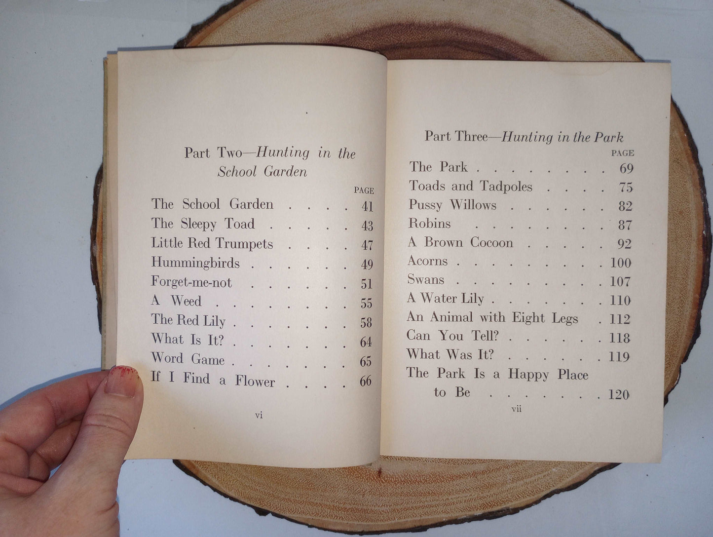 Nature & Science Readers: Hunting 1934 Illustrated Animal Book for Kids