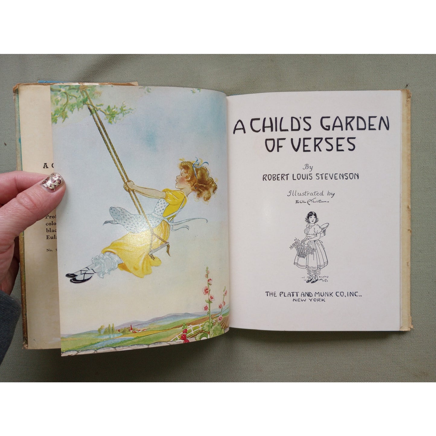 Vintage Book A Child's Garden Of Verses 1932 Robert Stephenson HCDJ